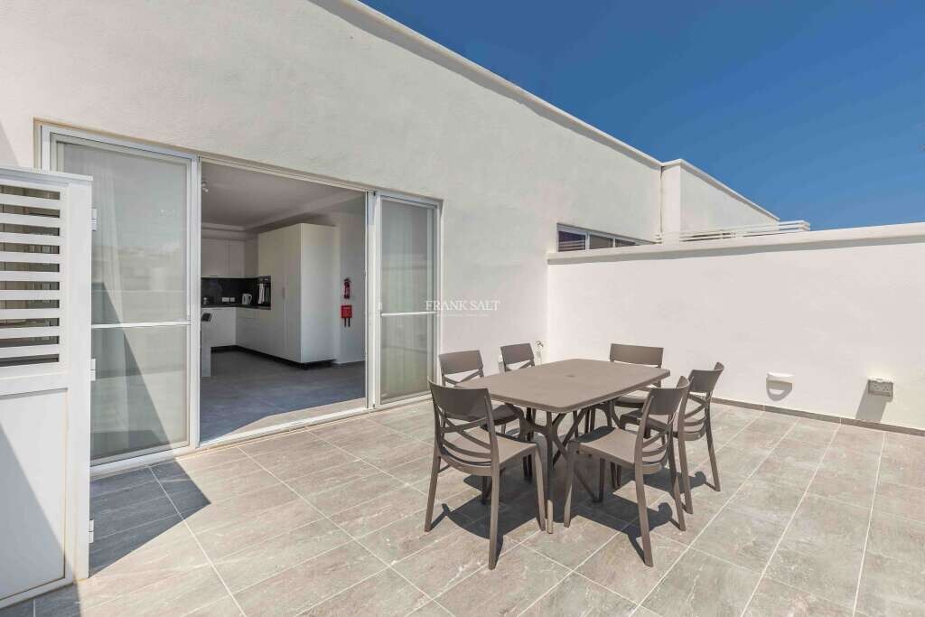 2 bedrooms Apartment in Saint Julian's, Malta No. 7141