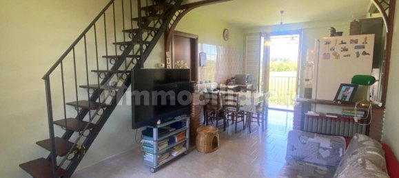 3 Schlafzimmer Wohnung in Comazzo, Italy, Nr. 265502 6