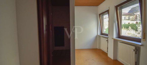 3 bedrooms Apartment in Kitzingen, Germany No. 23717 8