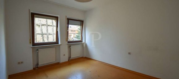 3 bedrooms Apartment in Kitzingen, Germany No. 23717 2
