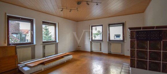 3 bedrooms Apartment in Kitzingen, Germany No. 23717 4