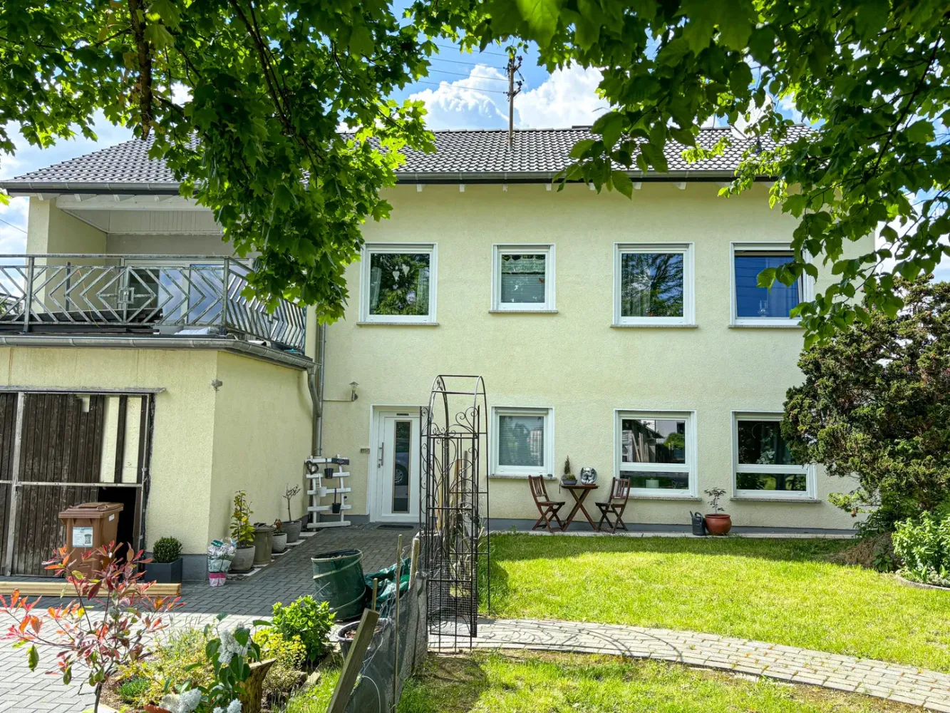 3 bedrooms Townhouse in Altenkirchen, Germany No. 142755