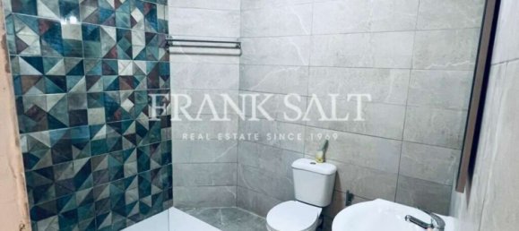 Apartamento de 2 dormitorios en Saint Paul's Bay, Malta No. 10889 2