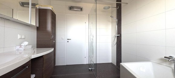 3 bedrooms House in Unterweitersdorf, Austria No. 137767 9