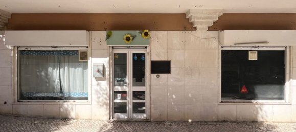 Gewerbliche Immobilie in Rio de Mouro, Portugal 40m², Nr. 219806 3