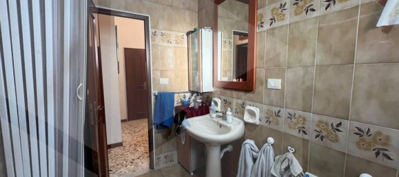 3-Zimmer Wohnung in Bari, Italy, Nr. 25557 25