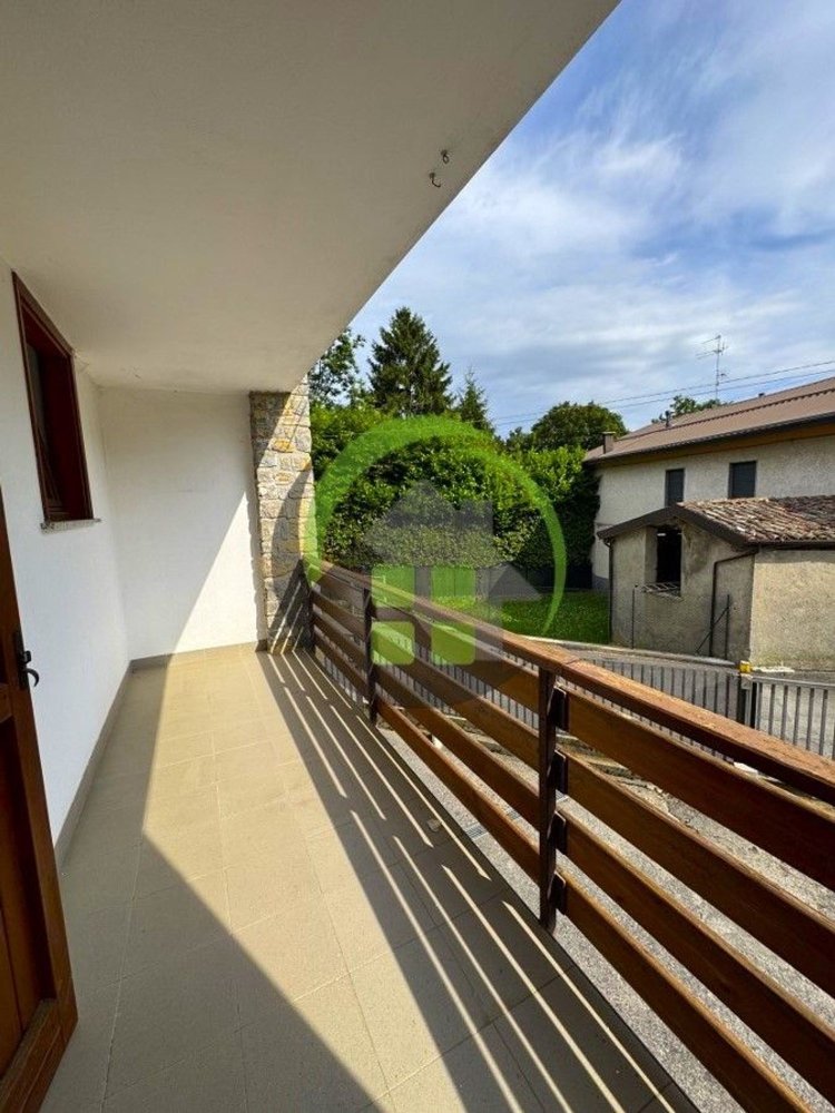 3 rooms Apartment in Gazzaniga, Italy No. 263039