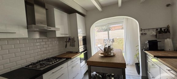 3 bedrooms House in Perpignan, France No. 279762 7