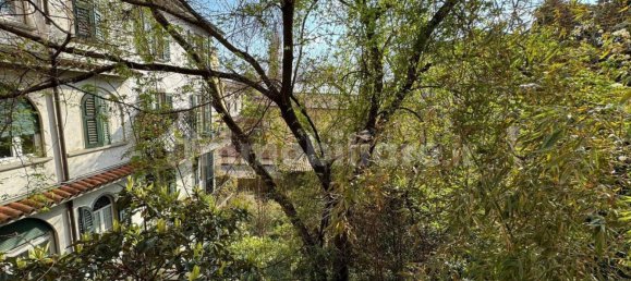 3 bedrooms Apartment in Bergamo, Italy No. 15369 2