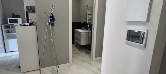 2 rooms Apartment in Turin, Italy No. 301186 6