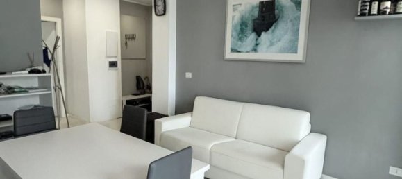 2 rooms Apartment in Turin, Italy No. 301186 3