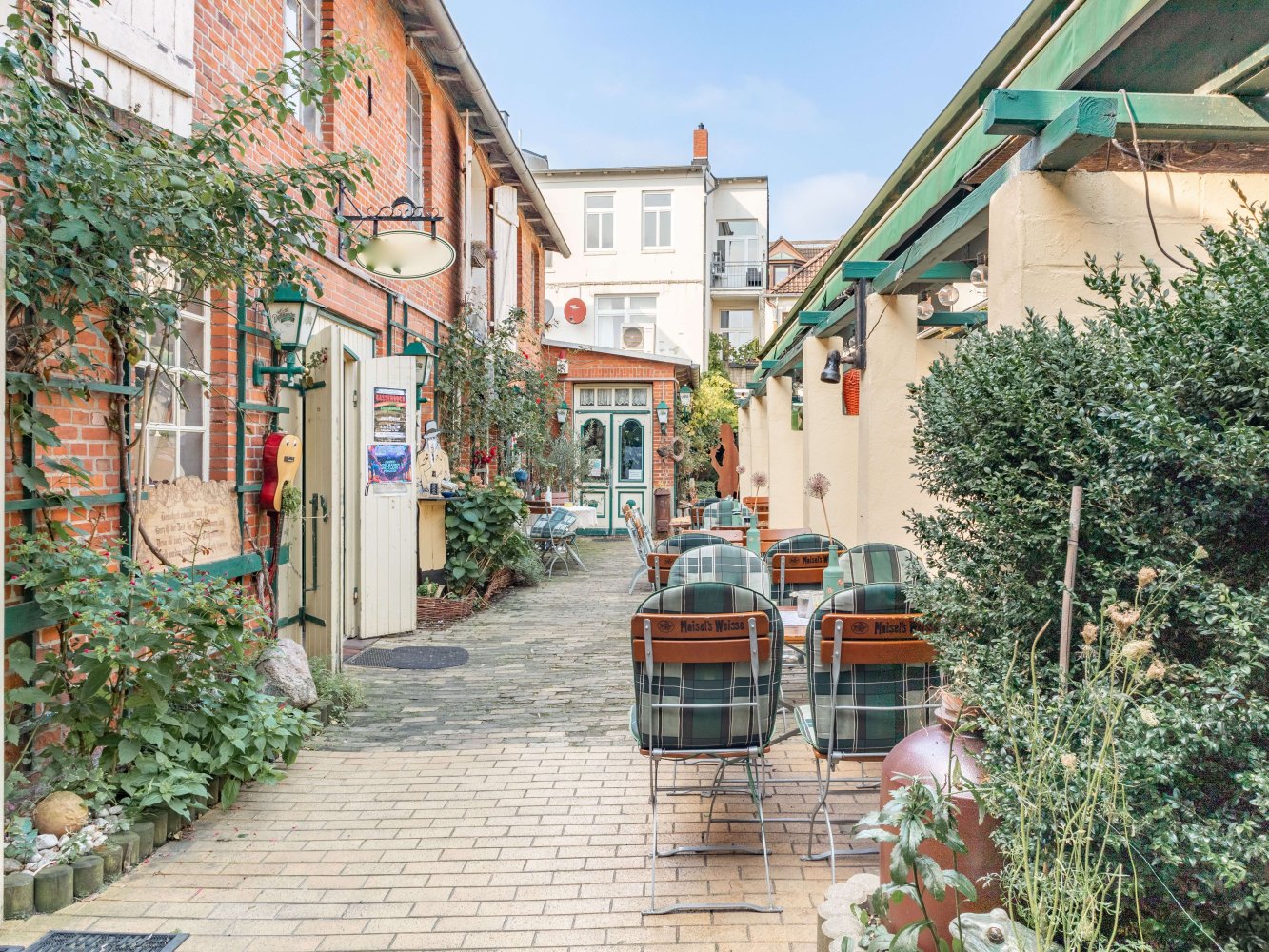 Здание с 1 комнатой в Дитмаршен, Германия № 67175