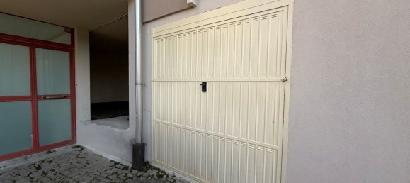 4 rooms Apartment in Castelfranco di Sotto, Italy No. 222910 15