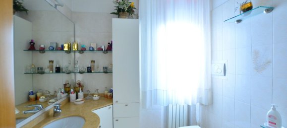 4 rooms Apartment in Castelfranco di Sotto, Italy No. 222910 13