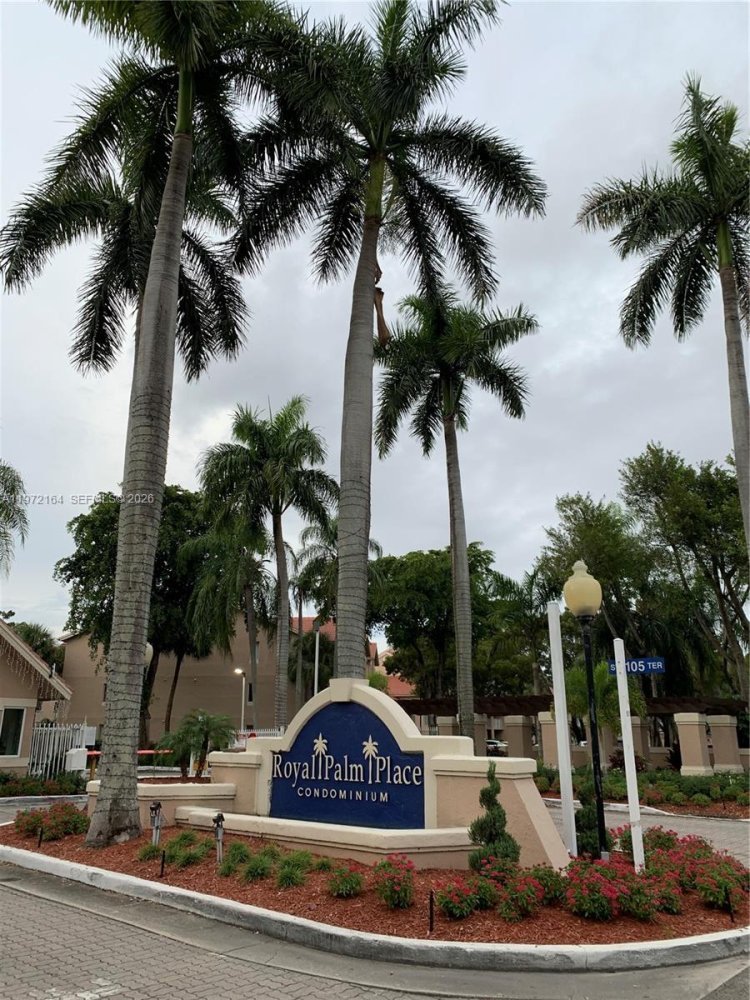 2 bedrooms Commercial property for sale in Miami, Miami-Dade, Florida, USA № 615177