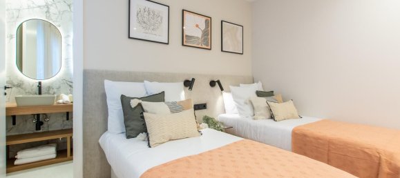 3 bedrooms Apartment in Madrid, Spain No. 125721 4