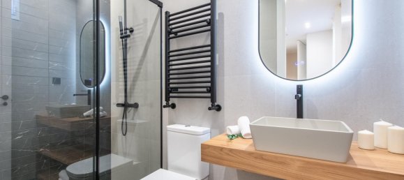 3 bedrooms Apartment in Madrid, Spain No. 125721 9