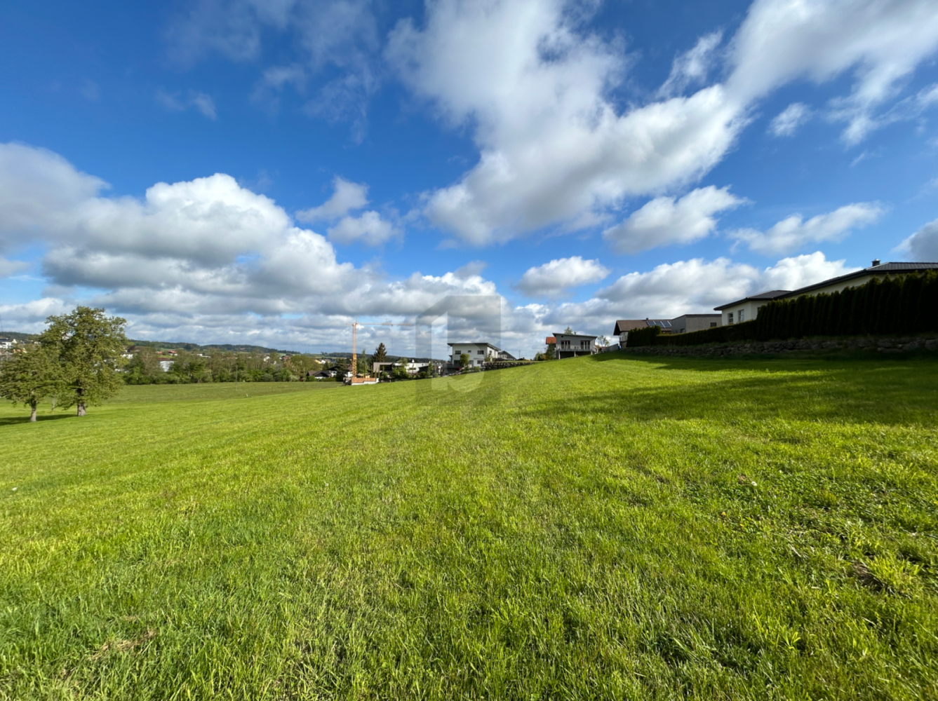 Terreno en Hohnhart, Austria 855 m² No. 246227