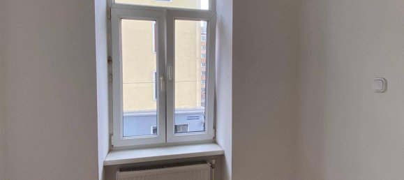 2 rooms Apartment in Favoriten, Austria No. 232857 4