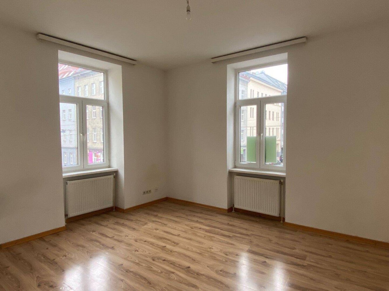 2 rooms Apartment in Favoriten, Austria No. 232857
