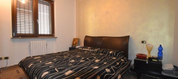 Villa de 2 habitaciónes en Magenta, Italy No. 142755 5