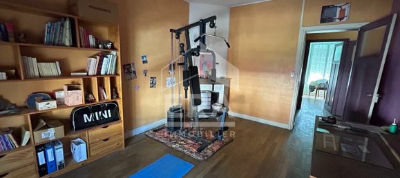 3 Schlafzimmer Gebäude in La Fere, France, Nr. 248239 4