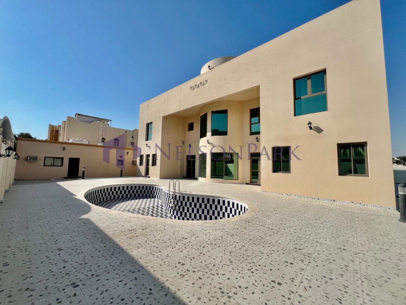 Villa T5 em Doha, Qatar N.º 1907