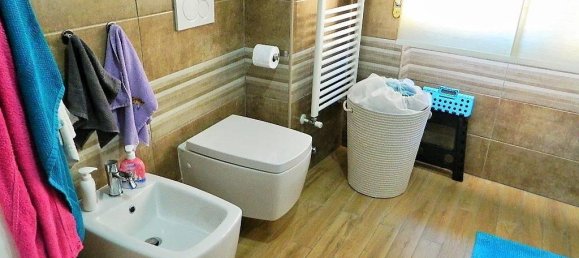 3 rooms Apartment in Laino, Italy No. 72020 10