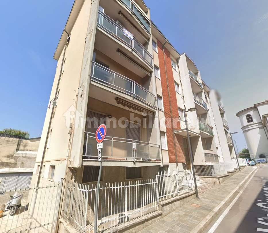 1 غرف نوم شقة في Calusco d'Adda, Italy رقم 264167