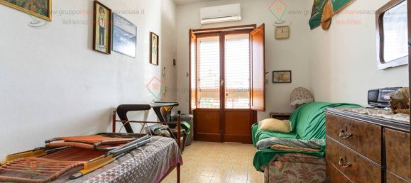 2 bedrooms Apartment in Syracuse, Italy No. 353484 3