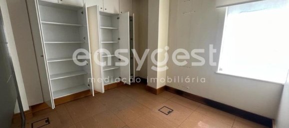Gewerbliche Immobilie in Maceira, Portugal 80m², Nr. 89106 10