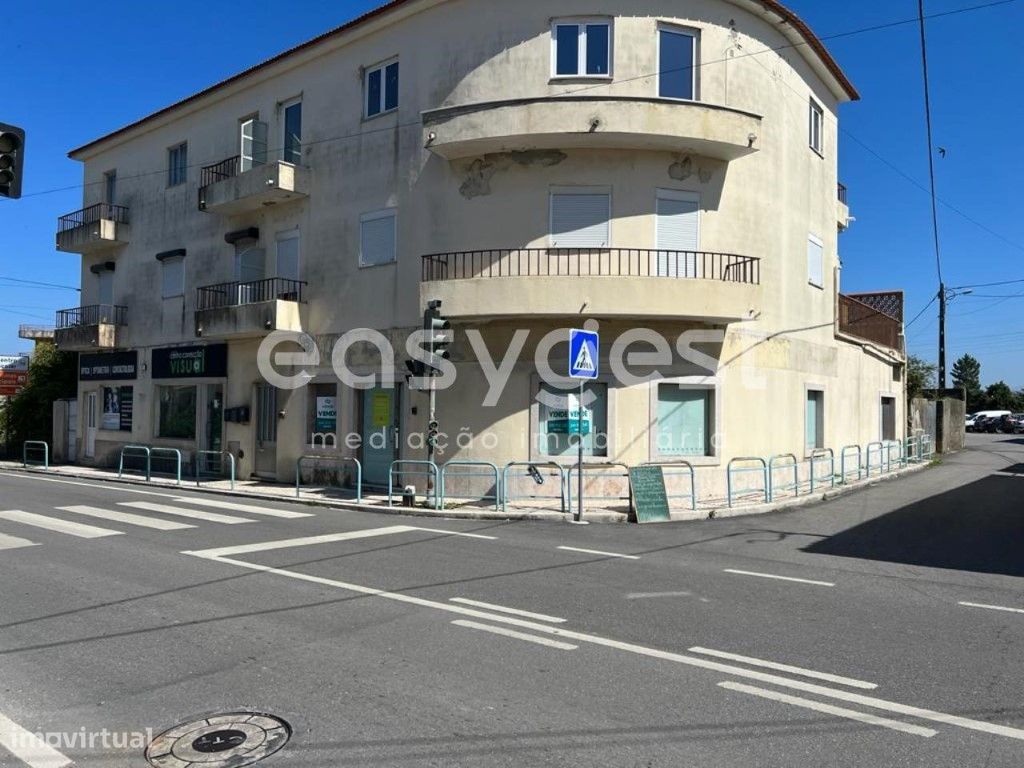 Gewerbliche Immobilie in Maceira, Portugal 80m², Nr. 89106