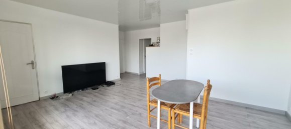 Apartamento T2 em Saint-Jean-de-la-Ruelle, France N.º 240303 3