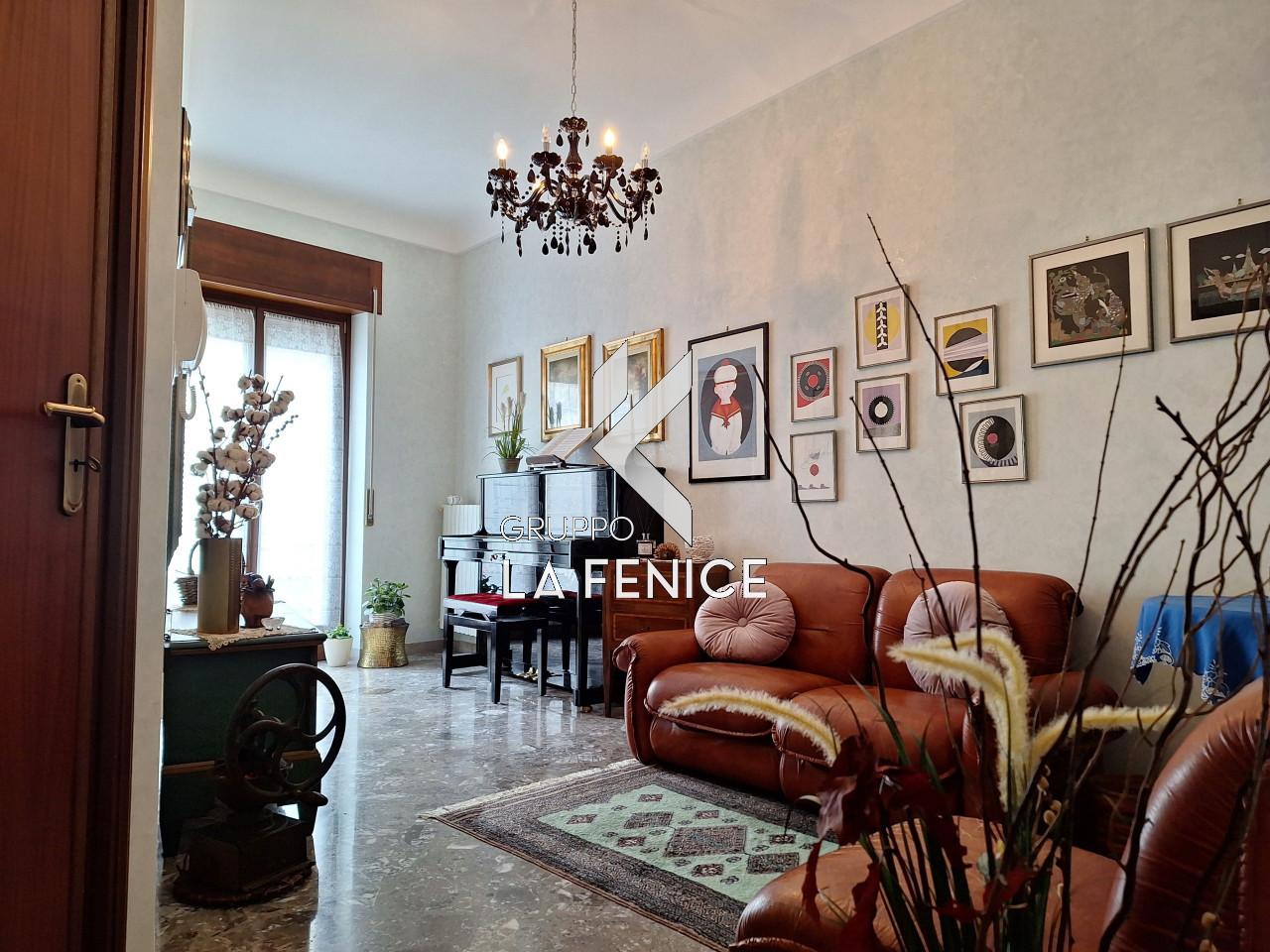 4 rooms House in Locorotondo, Italy No. 19338