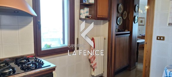 4 rooms House in Locorotondo, Italy No. 19338 13