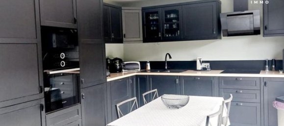 4 bedrooms House in Halluin, France No. 276981 3