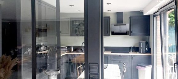 4 bedrooms House in Halluin, France No. 276981 8