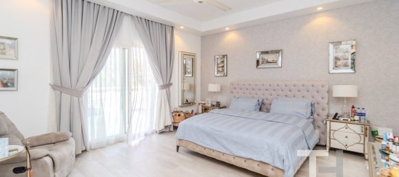 4 bedrooms Villa in Meadows, UAE No. 28452 7