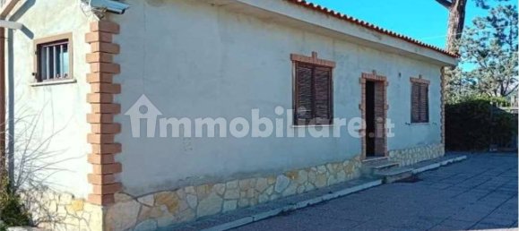 2 bedrooms Apartment in Guidonia Montecelio, Italy No. 281062 2