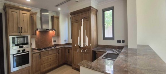 Villa de 4 dormitorios en Saadiyat Island, UAE No. 43317 10