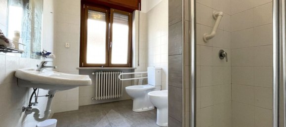 7 bedrooms Apartment in Cureggio, Italy No. 377454 5