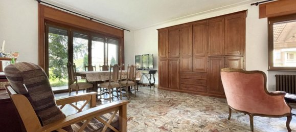 7 bedrooms Apartment in Cureggio, Italy No. 377454 2