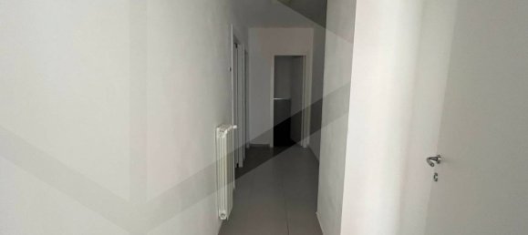 3-Zimmer Wohnung in Bari, Italy, Nr. 23273 3