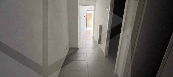 3-Zimmer Wohnung in Bari, Italy, Nr. 23273 15