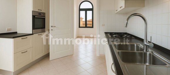 2 bedrooms Apartment in Stezzano, Italy No. 250976 5