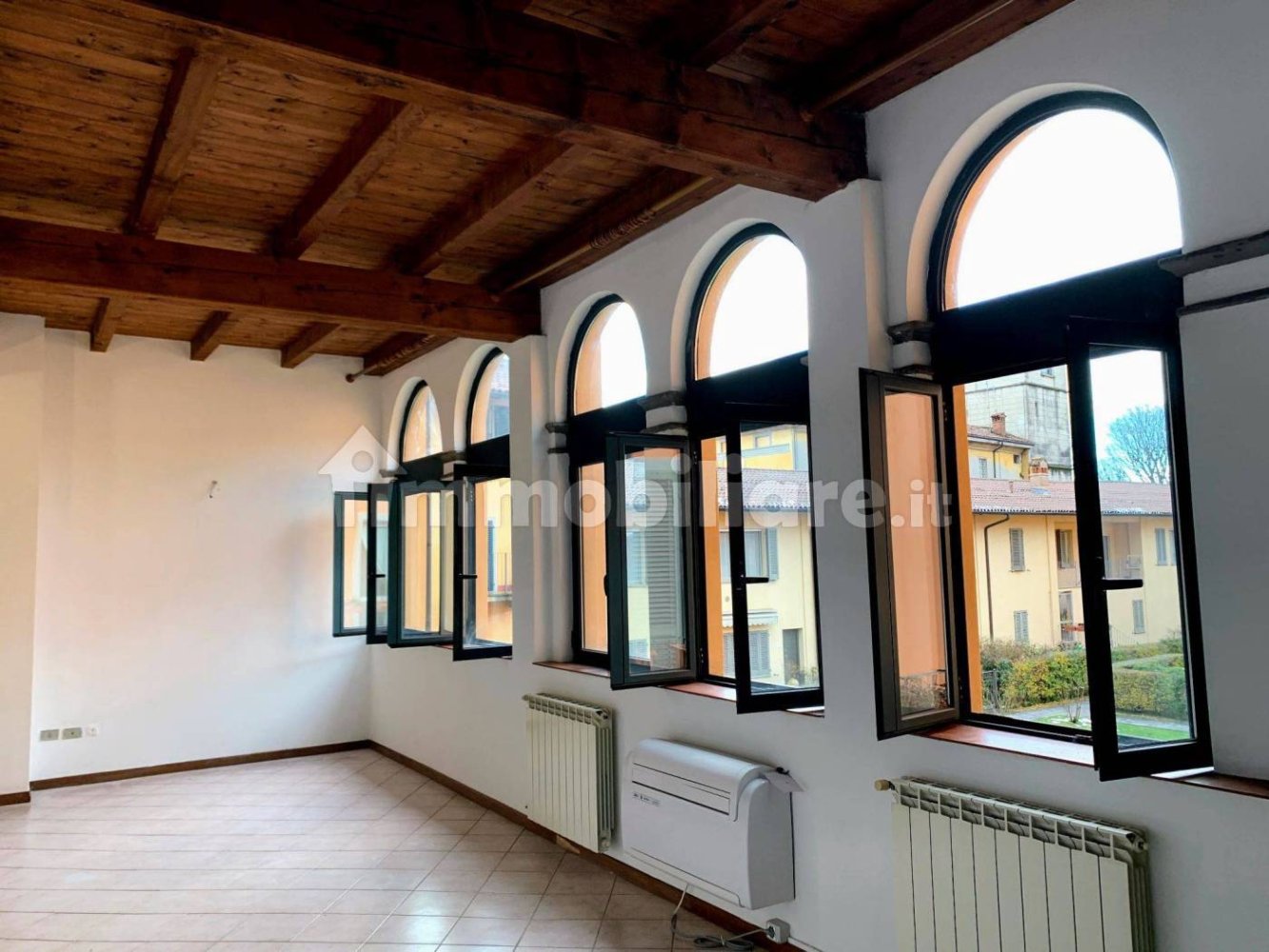 2 bedrooms Apartment in Stezzano, Italy No. 250976