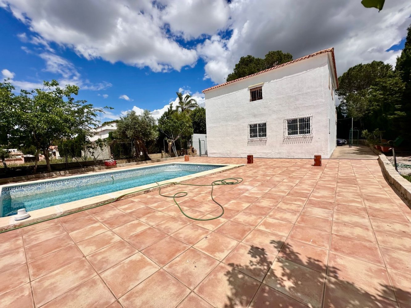 5 bedrooms House in Alfarp, Spain No. 253832