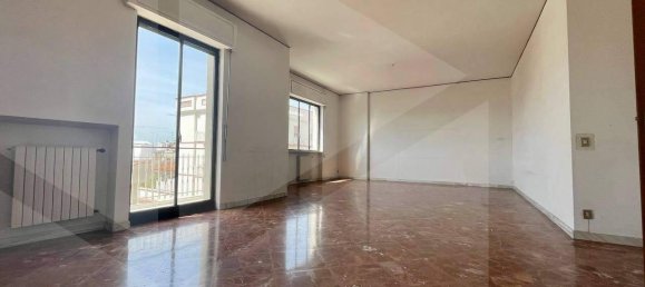 5-salle Appartement à Andria, Italy No. 15121 5