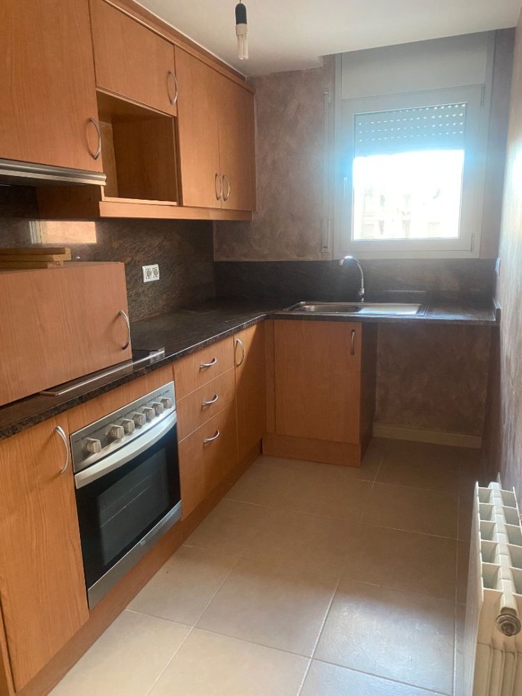 3 Schlafzimmer Wohnung in Salt, Spain, Nr. 206817