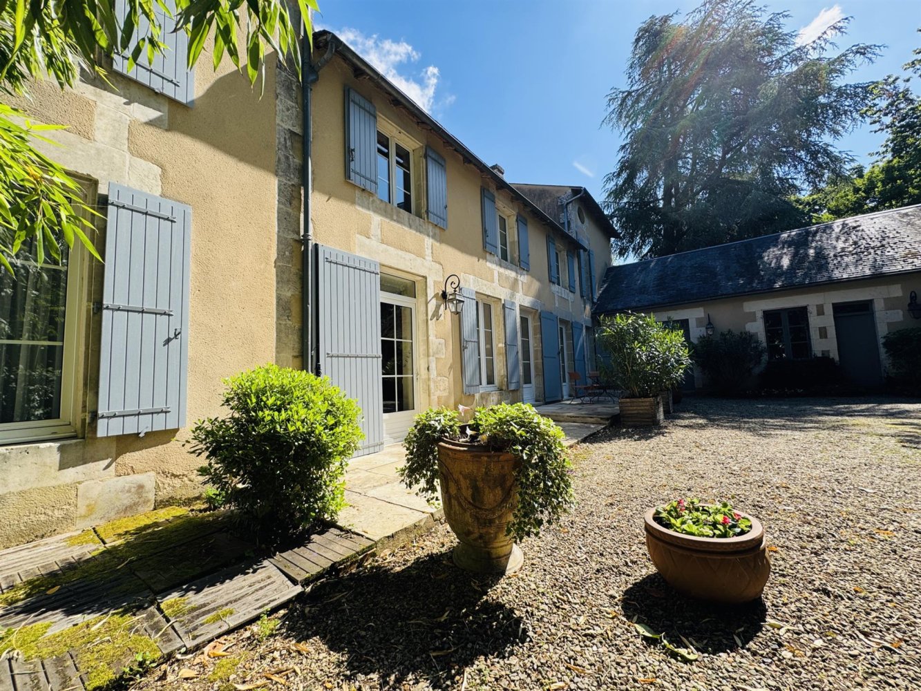 Casa T5 em Poitiers, France N.º 361806